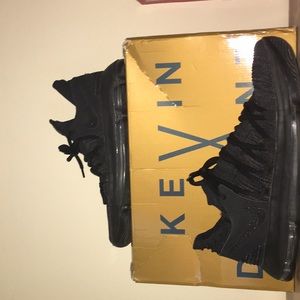 KD 10’s Black x Black